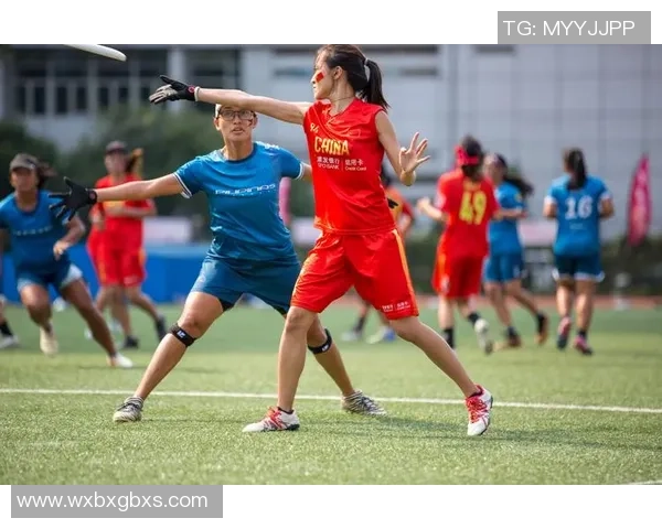 飞盘热潮下的上海飞盘队个人能力提升与团队协作新探索 飞盘热潮下的上海飞盘队个人能力提升与团队协作新探索